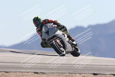 media/Oct-30-2025-Racers Edge (Thu) [[dabbdaf680]]/3-B Group/Session 4 Turn 9/